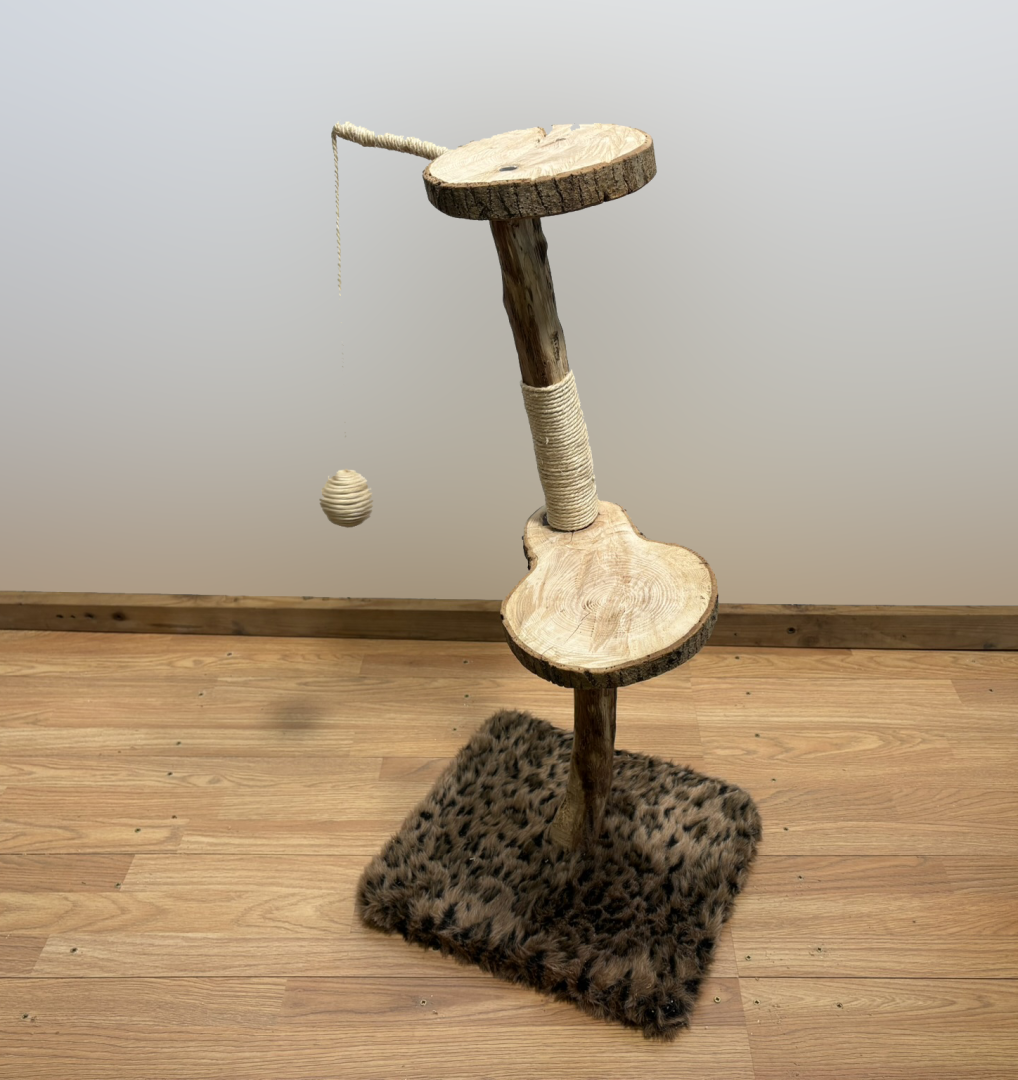 Le Totem Kolentachat — création artisanale unique Le Gymnase du Chat